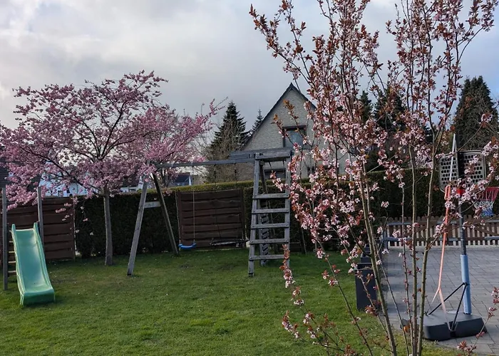 New - Wooden House Willa
